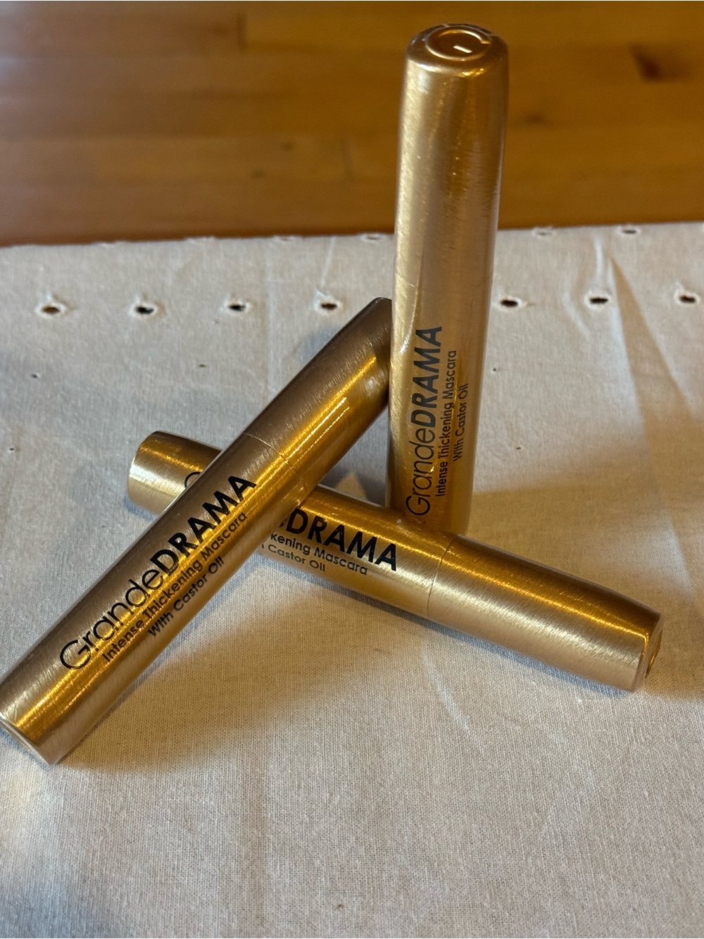Grande Cosmetics GrandeDRAMA Thickening Mascara Castor Oil Black New Sealed (1)